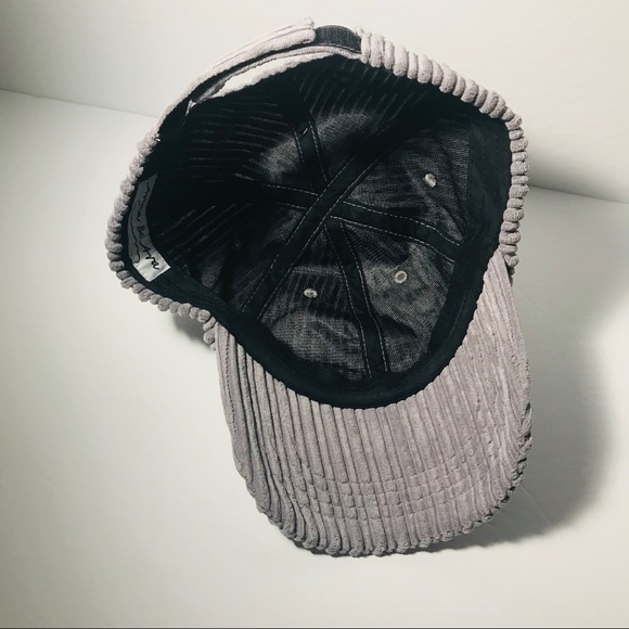 Anna and Ava Gray PomPom Hat - Picture 8 of 8